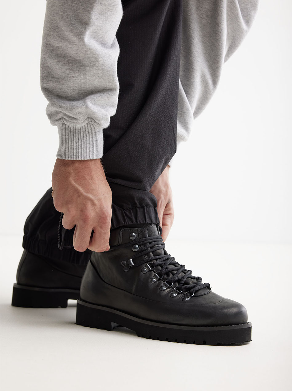 Logan Chad Black Boots for Men